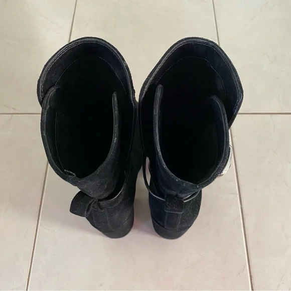 Vince Camuto Genuine Suede Black Booties. Size 6.5 - Picture 6 of 6